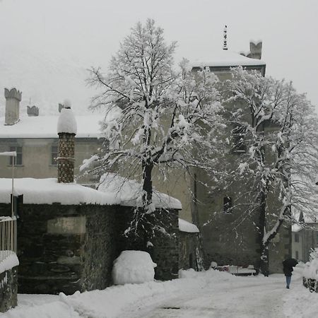 Maison Cassius Issogne Bagian luar foto