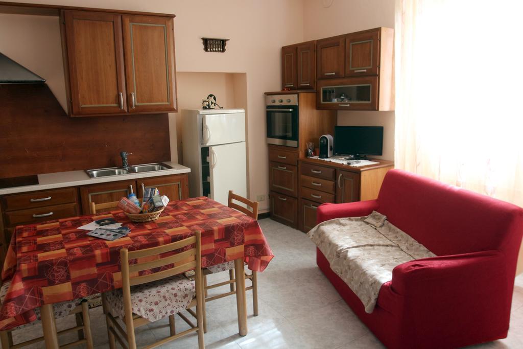 Maison Cassius Issogne Bagian luar foto